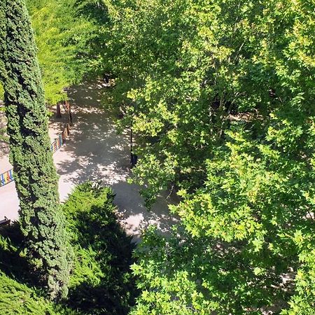 Habitacion Caja Magica Μαδρίτη Εξωτερικό φωτογραφία