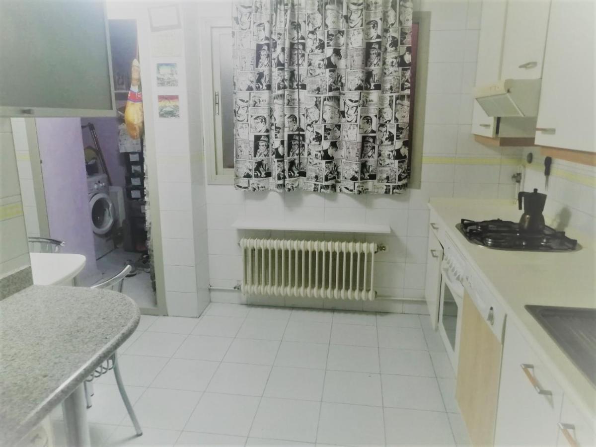Habitacion Caja Magica Μαδρίτη Εξωτερικό φωτογραφία